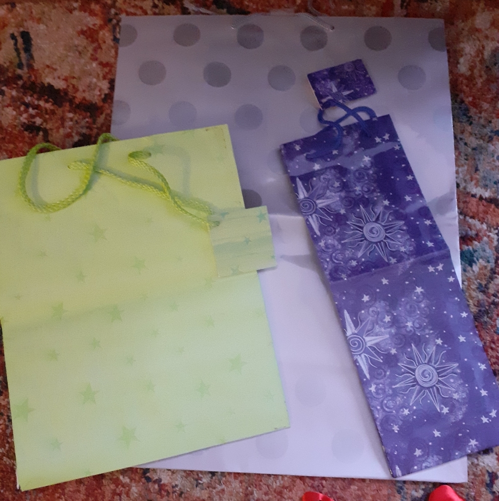 Gift bag bundle